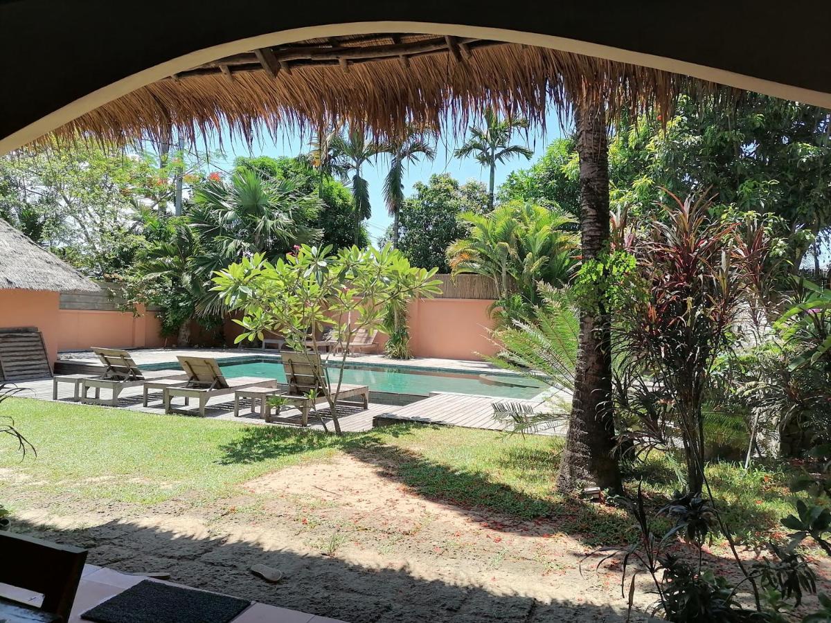 Botanica Hotel Kep Luaran gambar