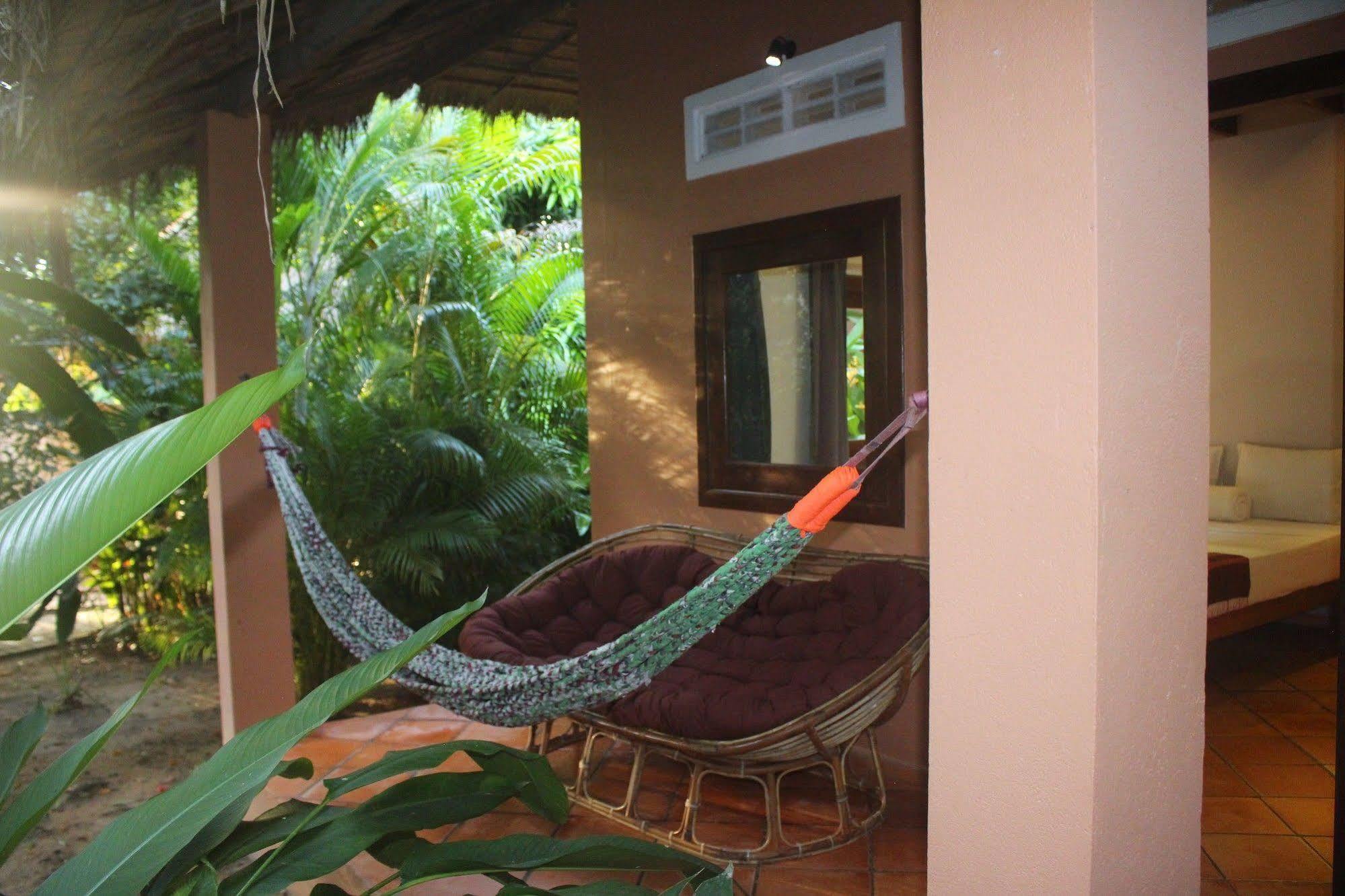 Botanica Hotel Kep Luaran gambar