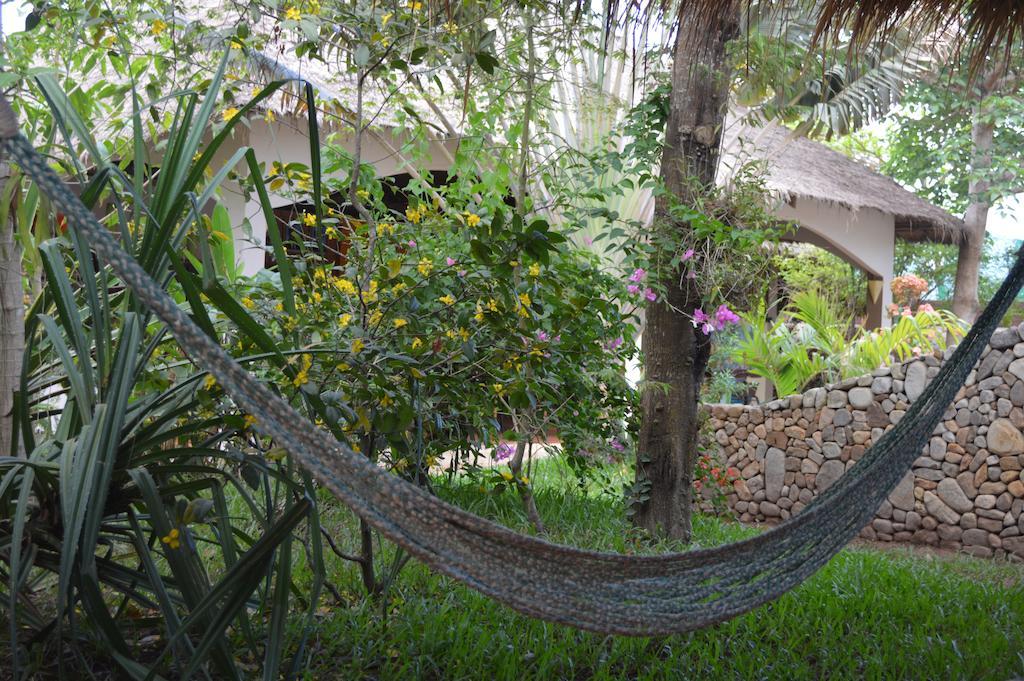 Botanica Hotel Kep Luaran gambar