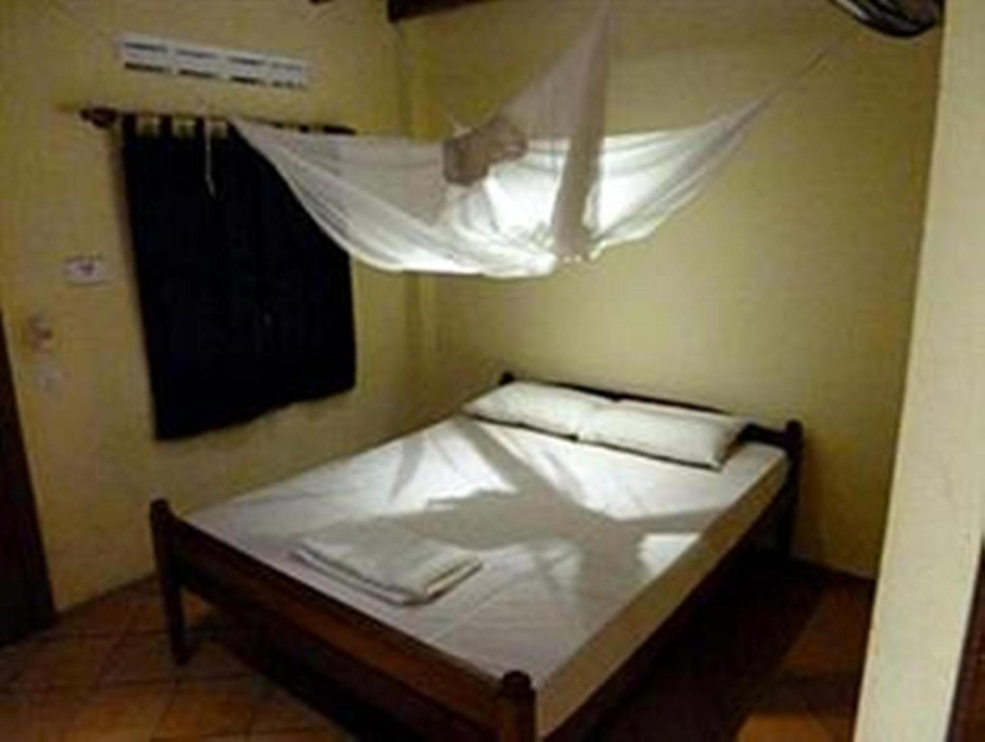 Botanica Hotel Kep Luaran gambar
